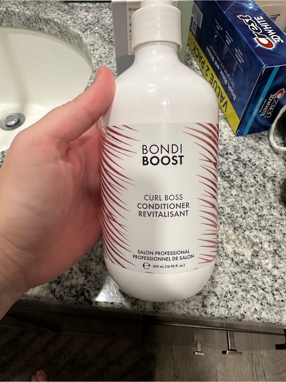 Bondi Boost Curl Boss Conditioner — White with Rose Accents